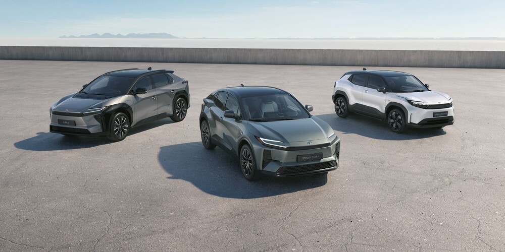 TOYOTA bZ4X, TOYOTA C-HR+ & TOYOTA URBAN CRUISER - BEV lineup.jpg