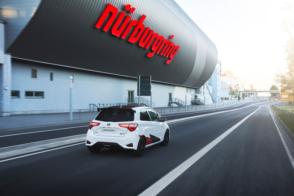 Yaris_GRMN_Dynamic_017.jpg